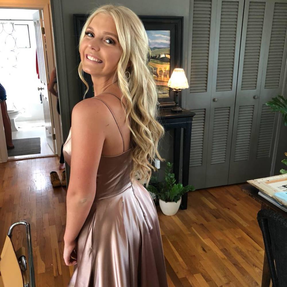 Meet your Posher, Lily